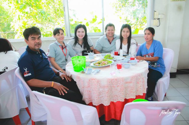 ทำบุญ