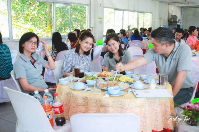 ทำบุญ